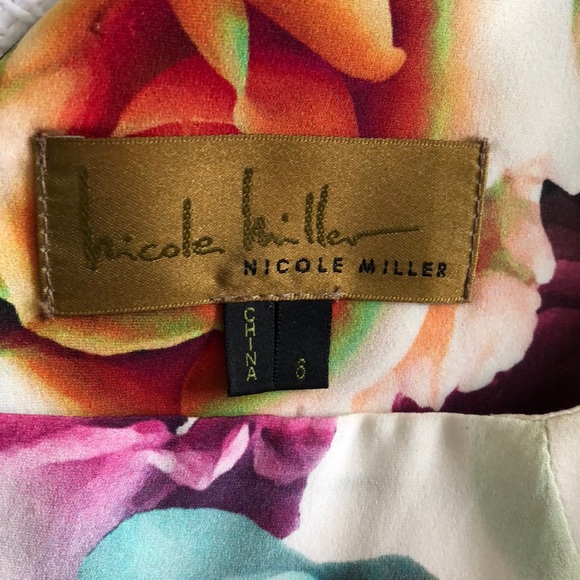 Nicole Miller Iconic Garden Dress - Picture 6 of 8